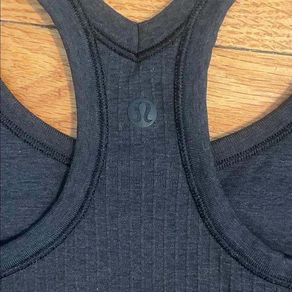 Lululemon Black Ebb to Street Tank, EUC (size tag removed for comfort) - Picture 2 of 4